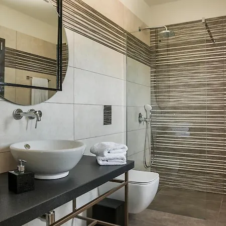Anthelia Villa